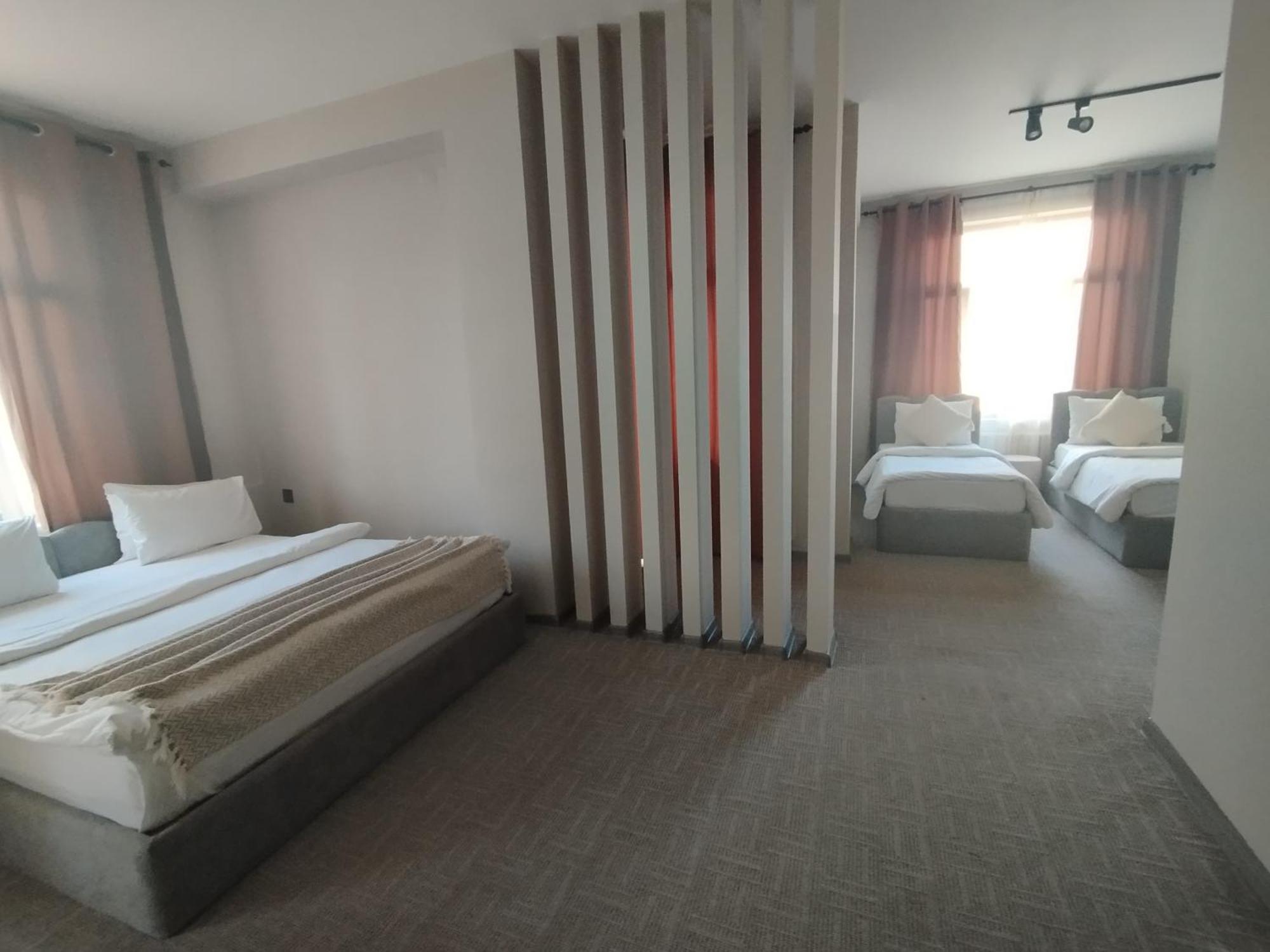 Dastan Hotel Baky Esterno foto