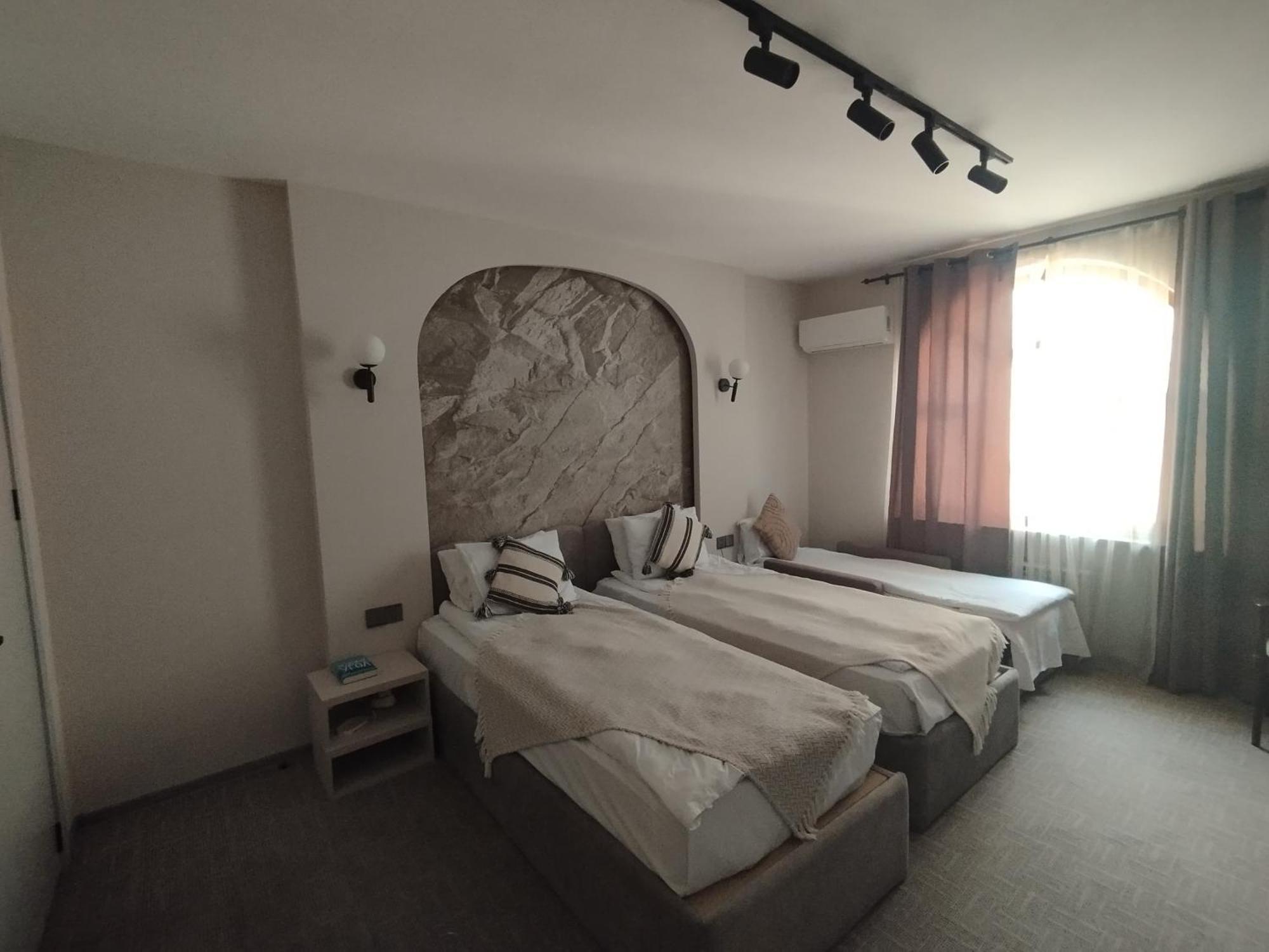 Dastan Hotel Baky Esterno foto